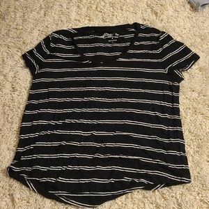 Striped V-Neck tee